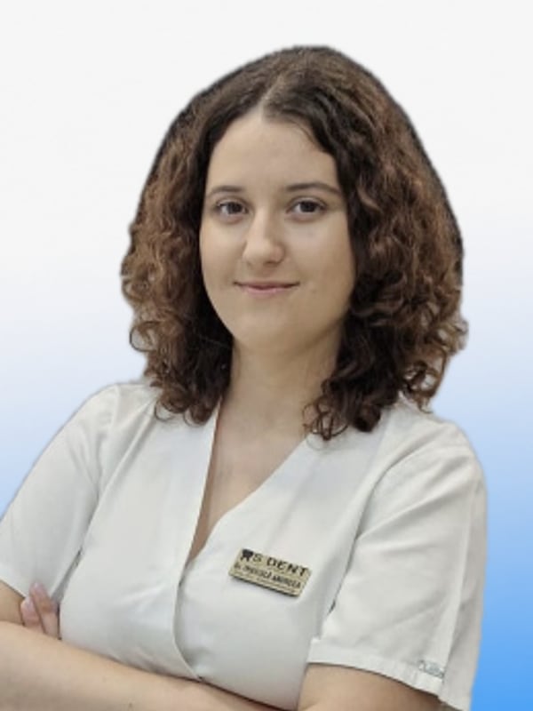 Dr. Andreea Imbrișcă, medic stomatolog la S Dent Roman